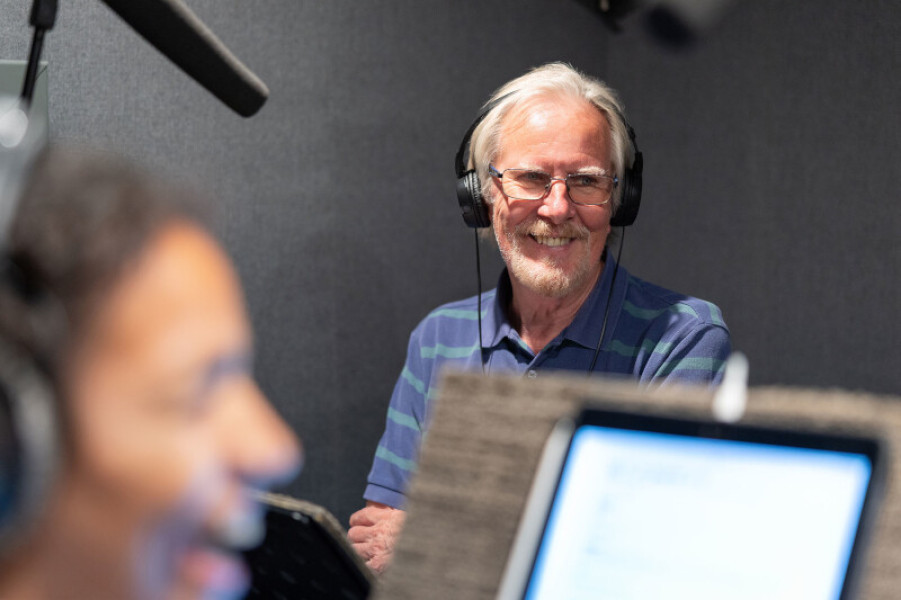 David Robb (Anna Crichlow blurred) © Oliver Bowring